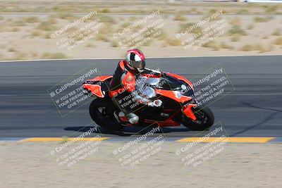 media/Apr-09-2023-SoCal Trackdays (Sun) [[333f347954]]/Turn 12 Inside (930am)/